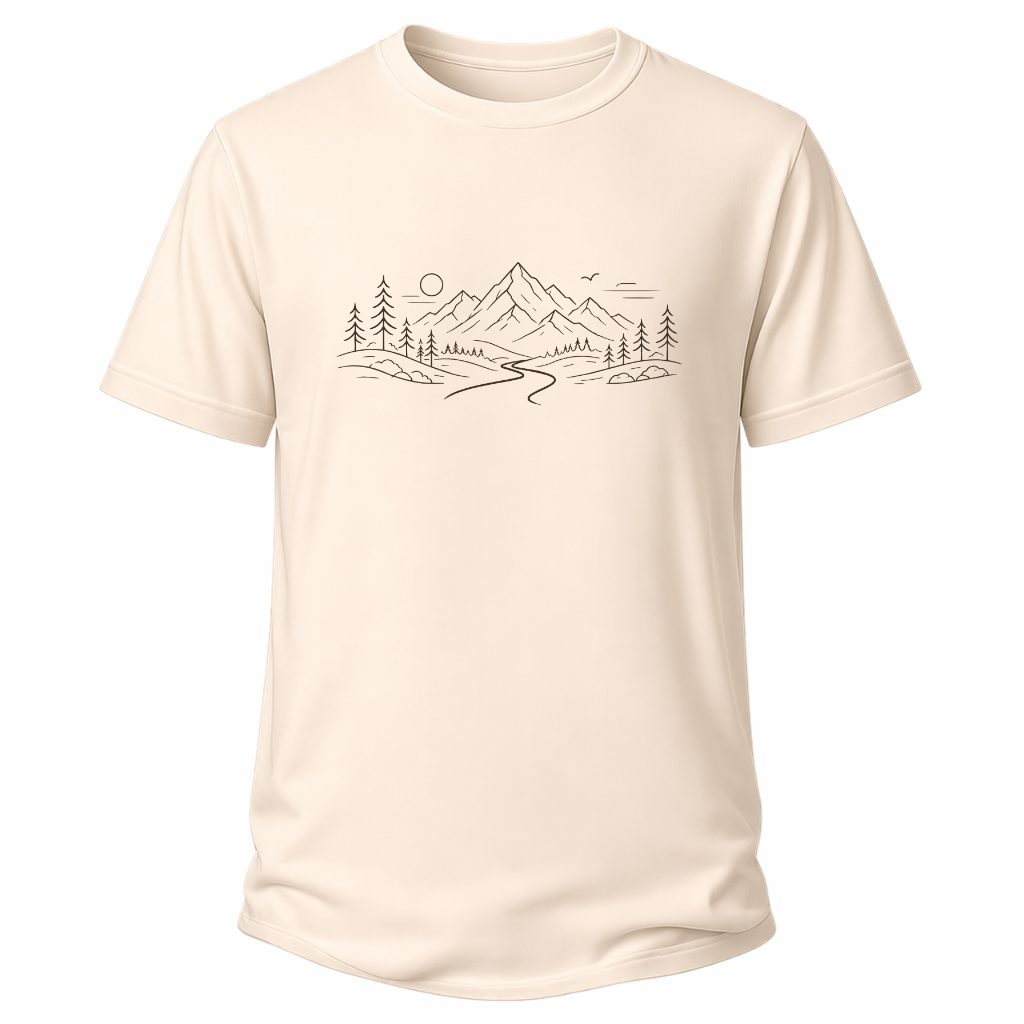 Naturfarbenes Wander T-Shirt mit feinem Bergpfad-Motiv, Bergen, Bäumen, Sonne und Landschaftslinie.