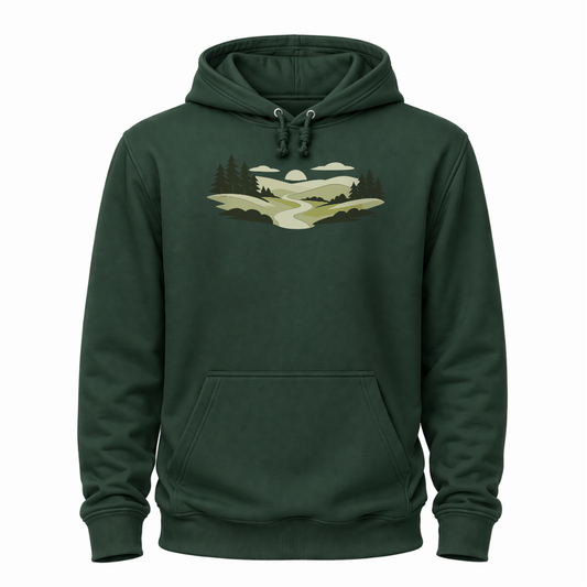 Grünes Wander Hoodie mit Waldweg-Motiv, Bäumen, Hügeln und heller Landschaftsgrafik.